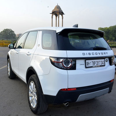 Land Rover Car Rental in Delhi